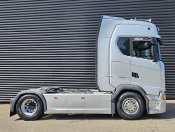 S540 4x2 / PARKING COOLER / 2 TANKS / FULL AIR